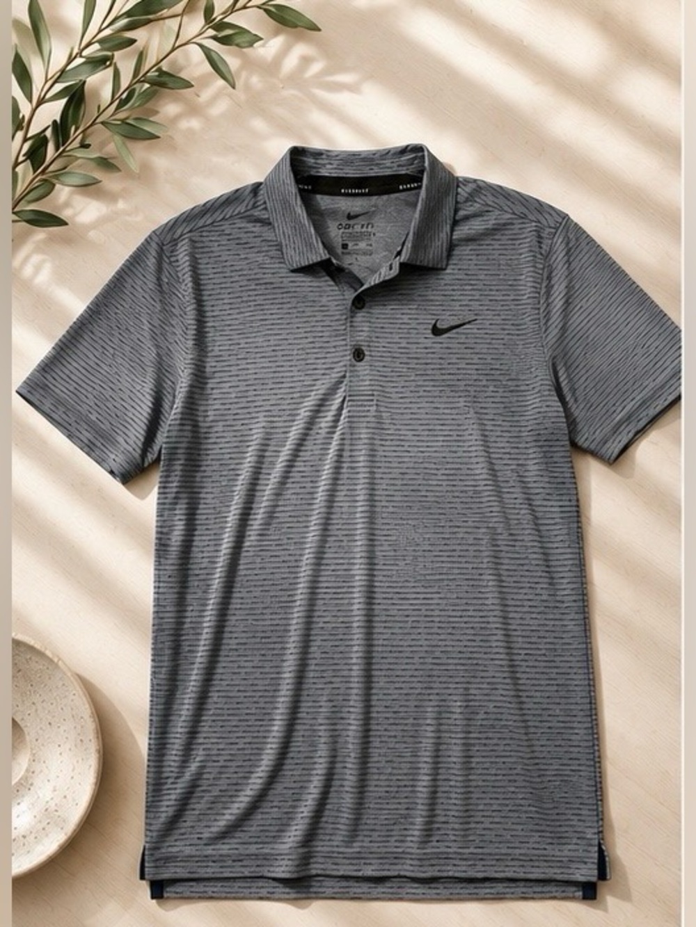 Nike Dri-FIT Golf Polo Gray Striped Performance Shirt Men's Medium EUC